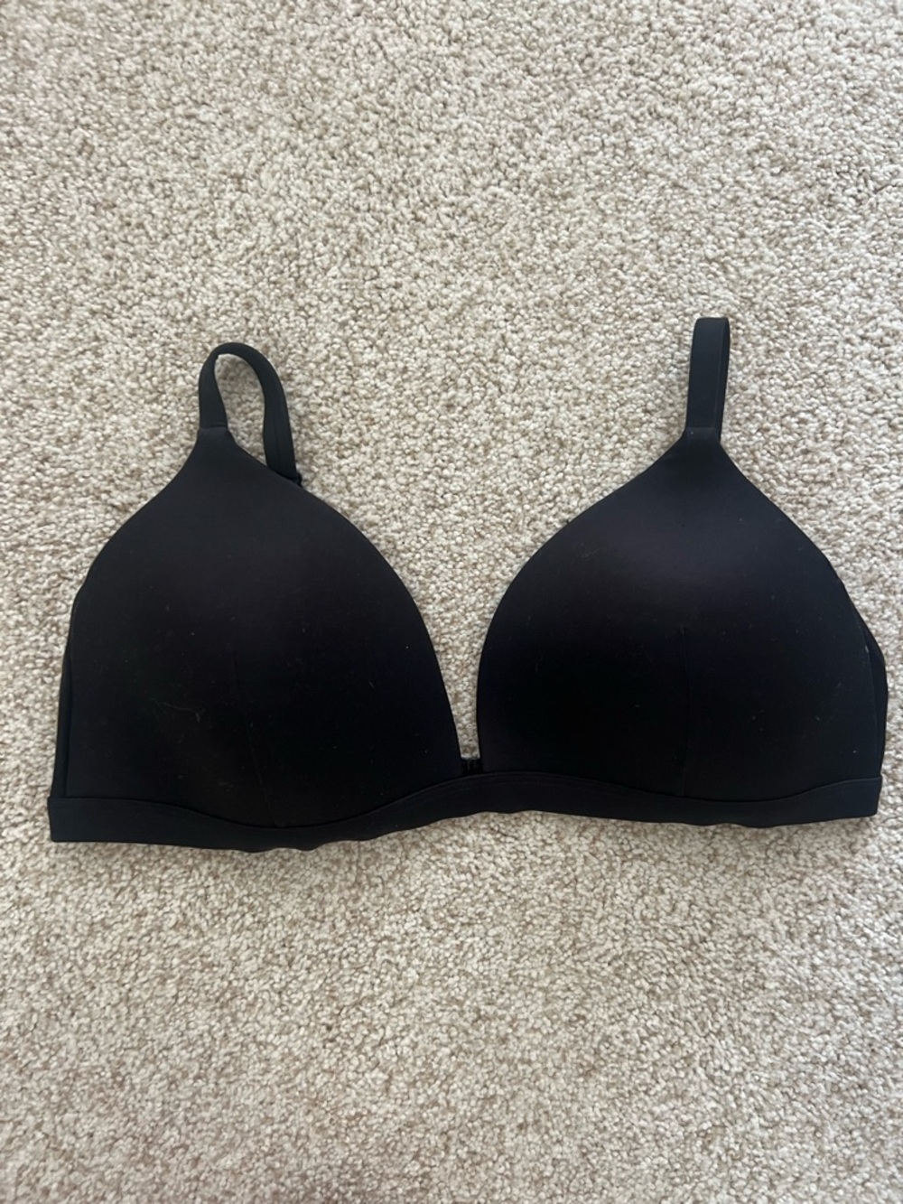 lululemon athletica Waterside Black Wireless Bikini top
